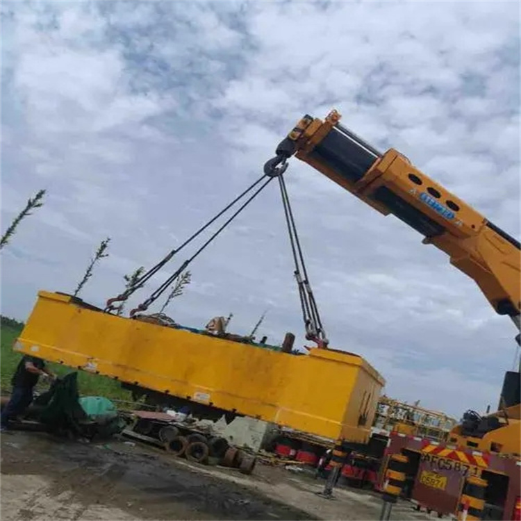 汨罗吊车吊集装箱需要多少钱