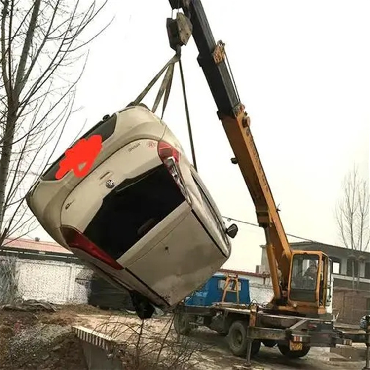 汨罗吊车救援小汽车怎么吊